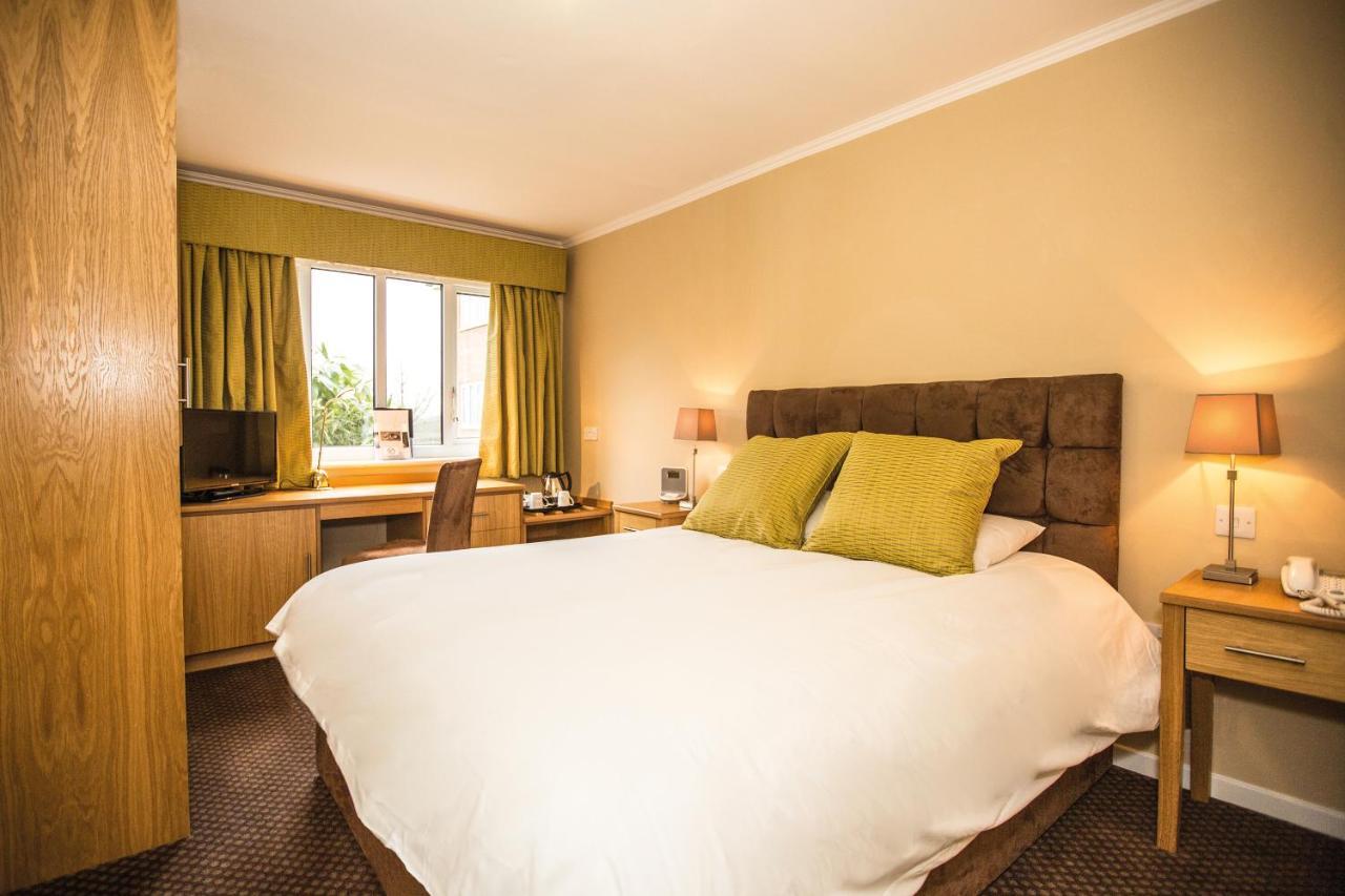 Woodside Hotel, Kenilworth - Warwick エクステリア 写真