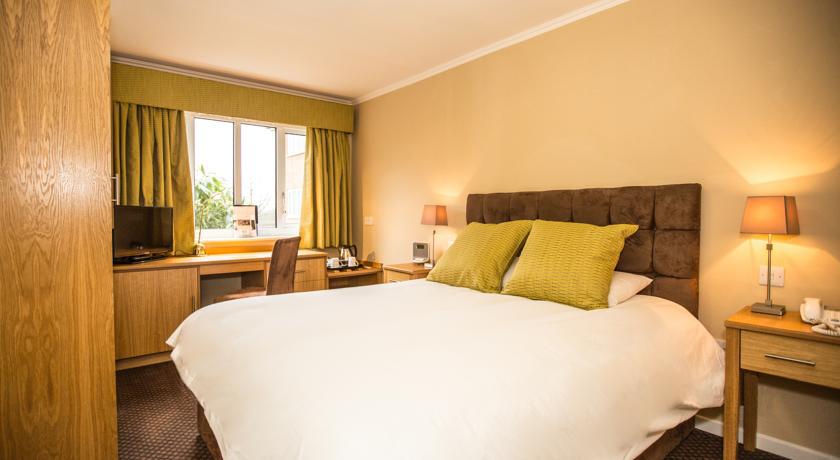 Woodside Hotel, Kenilworth - Warwick エクステリア 写真