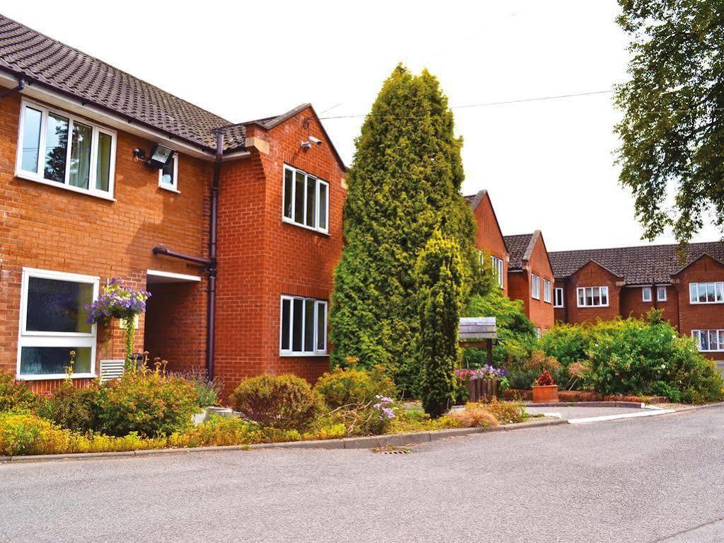 Woodside Hotel, Kenilworth - Warwick エクステリア 写真